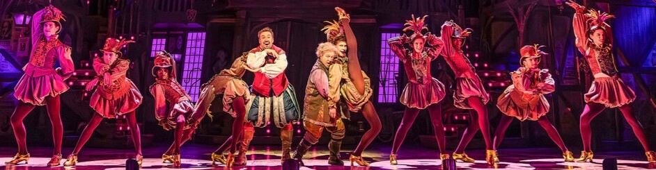 Review – Something Rotten! – Manchester Opera House